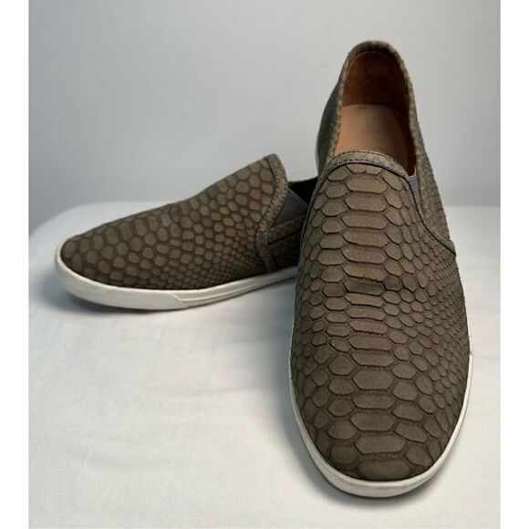Joie women’s gray croc embossed slip on shoes size 37.5 or 7 US. #S-1035 - Picture 1 of 8
